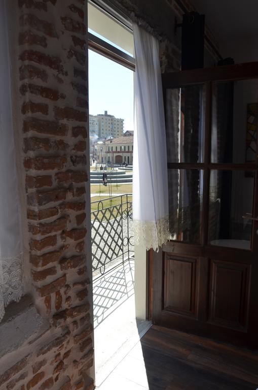 Old Bazaar Rooms Korça Exteriör bild